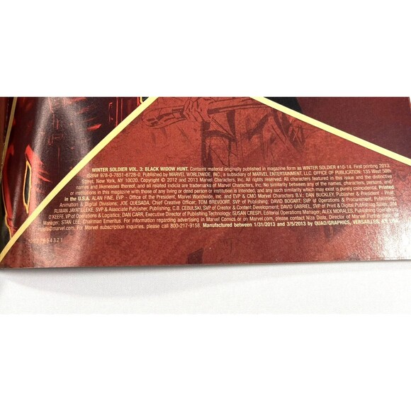 Winter Soldier Volume 3 : Black Widow Hunt by Ed Brubaker 2013 First Printing - Picture 9 of 11